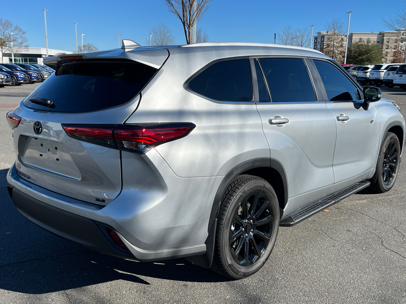 2023 Toyota Highlander L 10