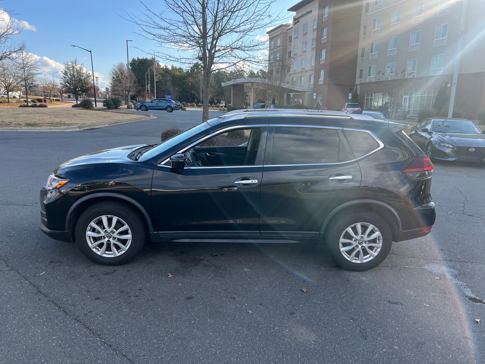 2020 Nissan Rogue SV 5