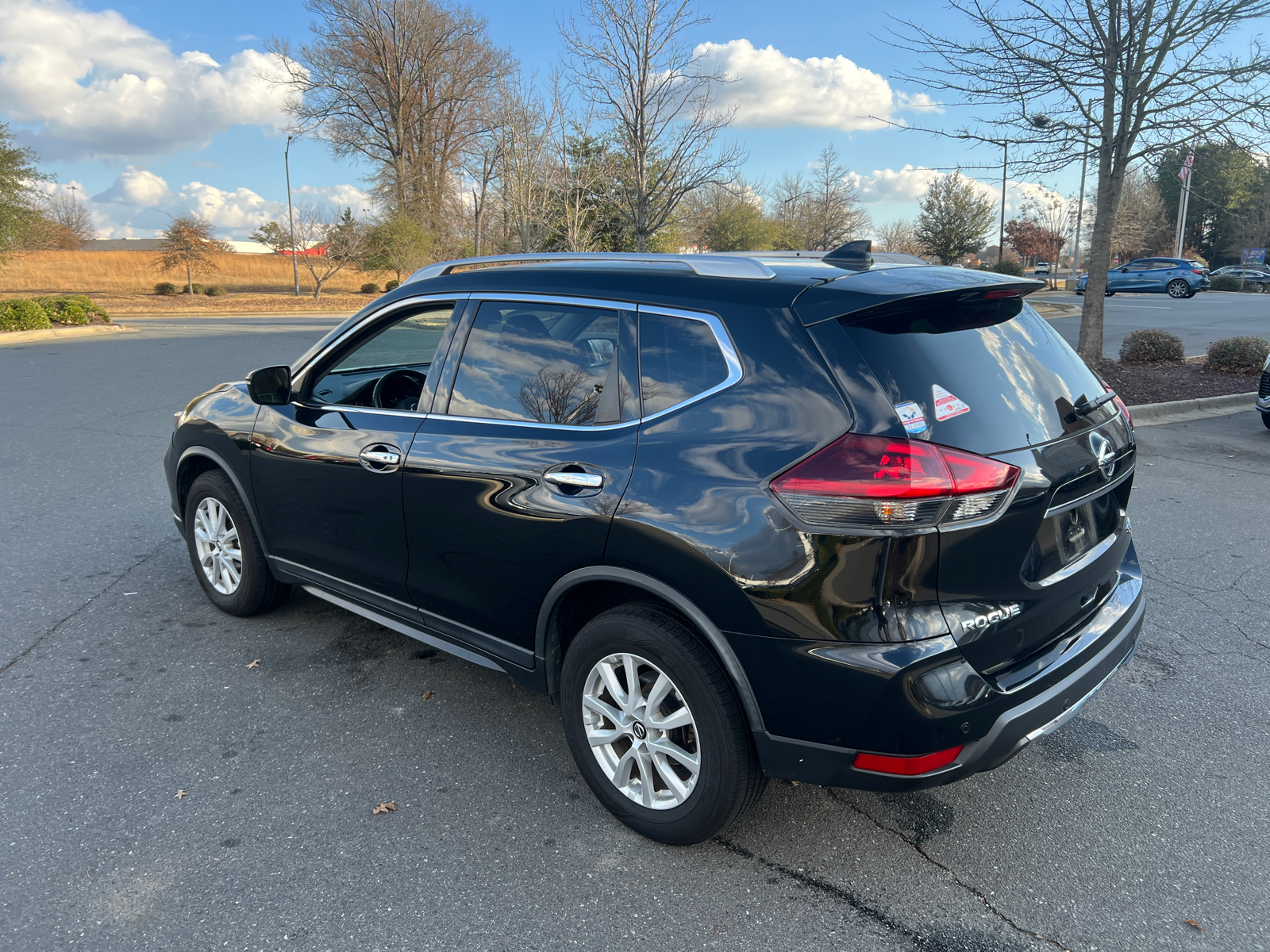 2020 Nissan Rogue SV 7