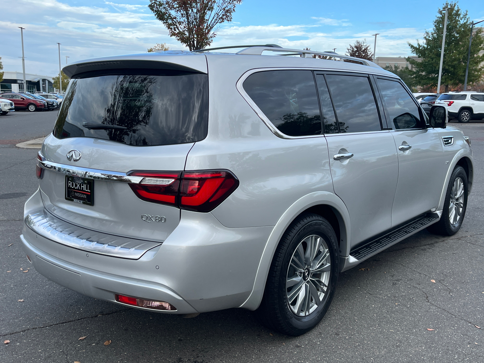 2020 INFINITI QX80 LUXE 10