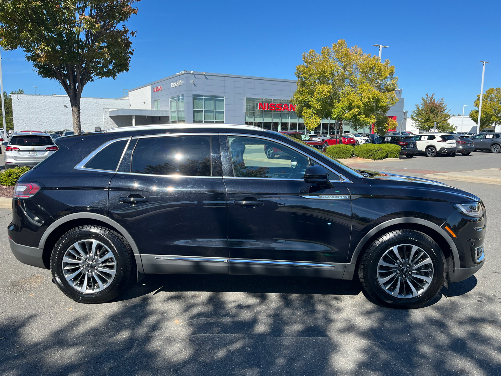 2020 Lincoln Nautilus Standard 11