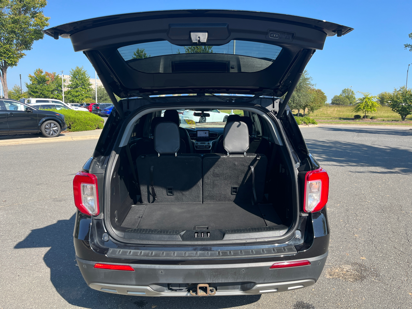 2021 Ford Explorer XLT 38