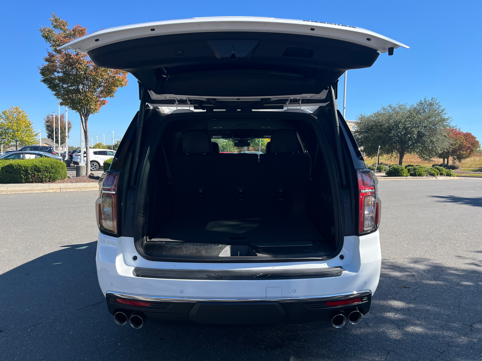 2023 Chevrolet Suburban Premier 40