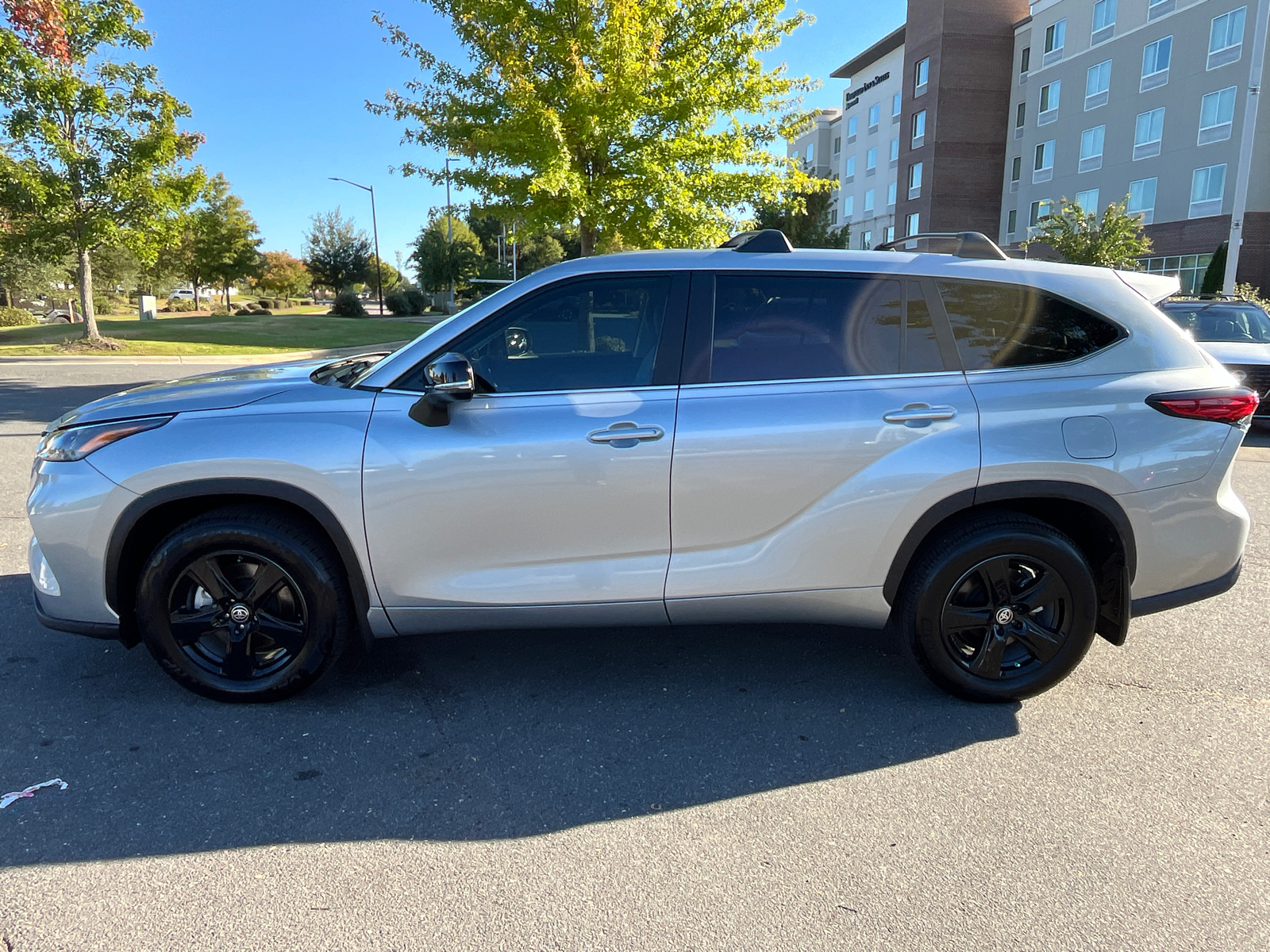 2023 Toyota Highlander L 5