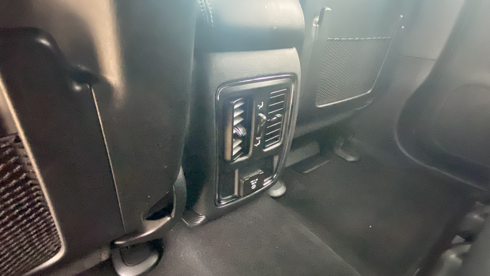 2019 Jeep Grand Cherokee Altitude 35