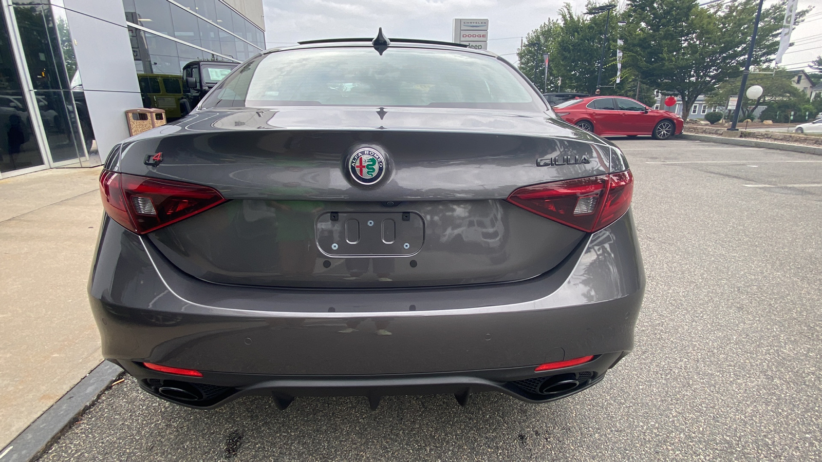 2019 Alfa Romeo Giulia Sport 4