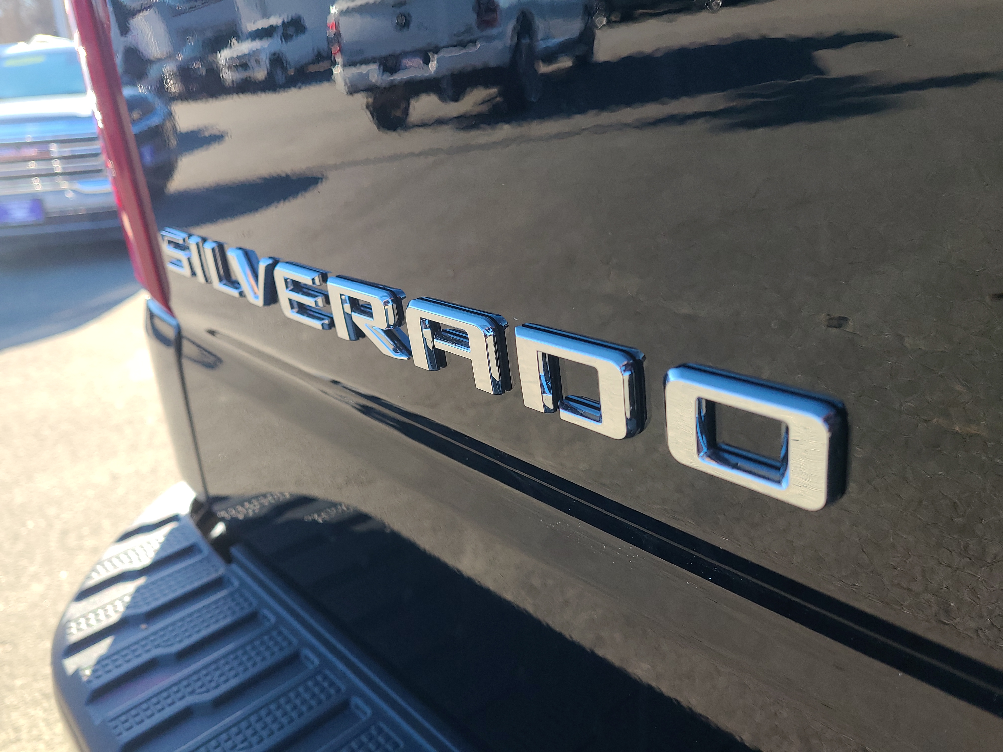 2024 Chevrolet Silverado 1500 Custom 4WD Crew Cab 157 14