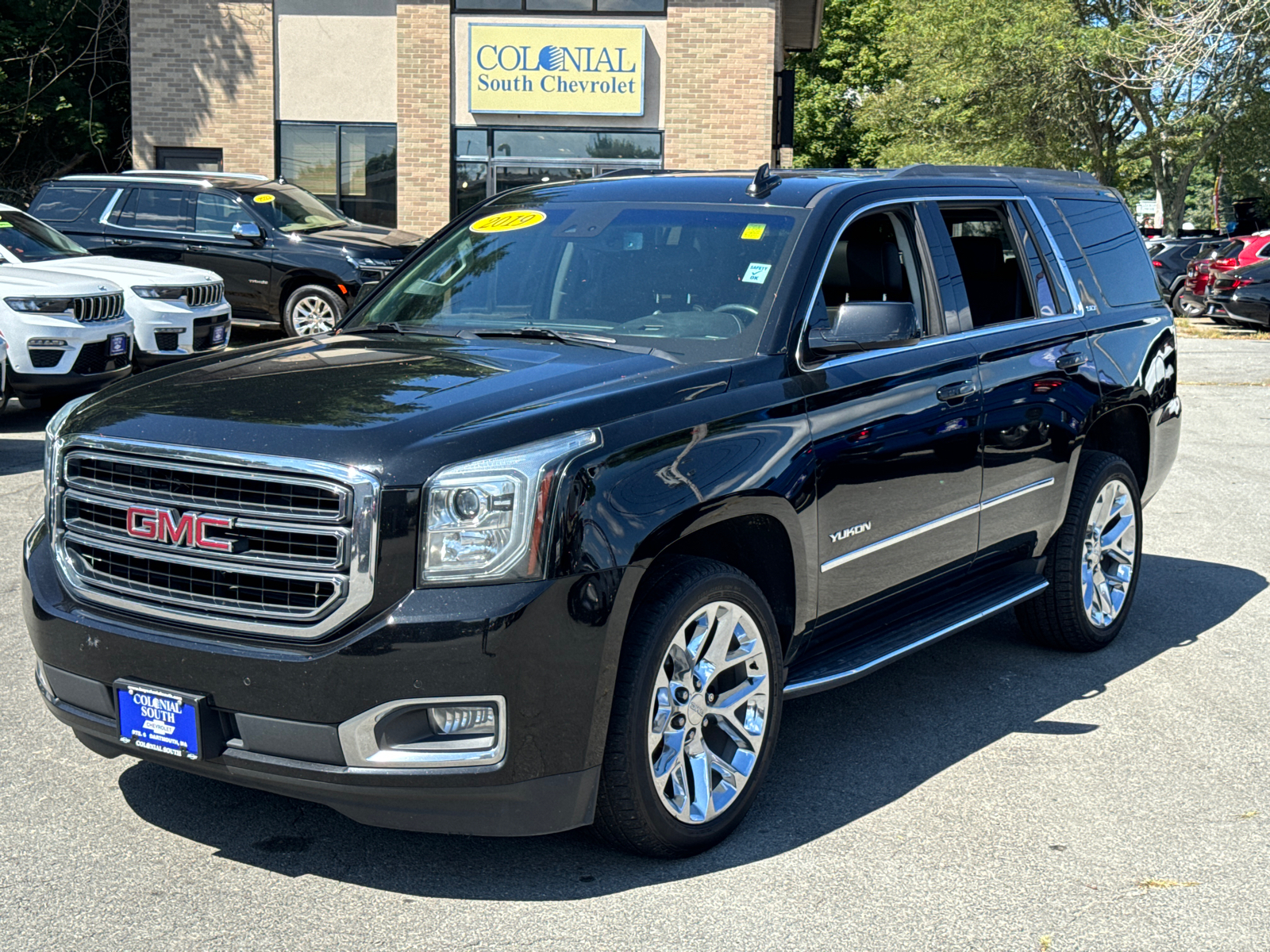 2019 GMC Yukon SLT Standard Edition 1