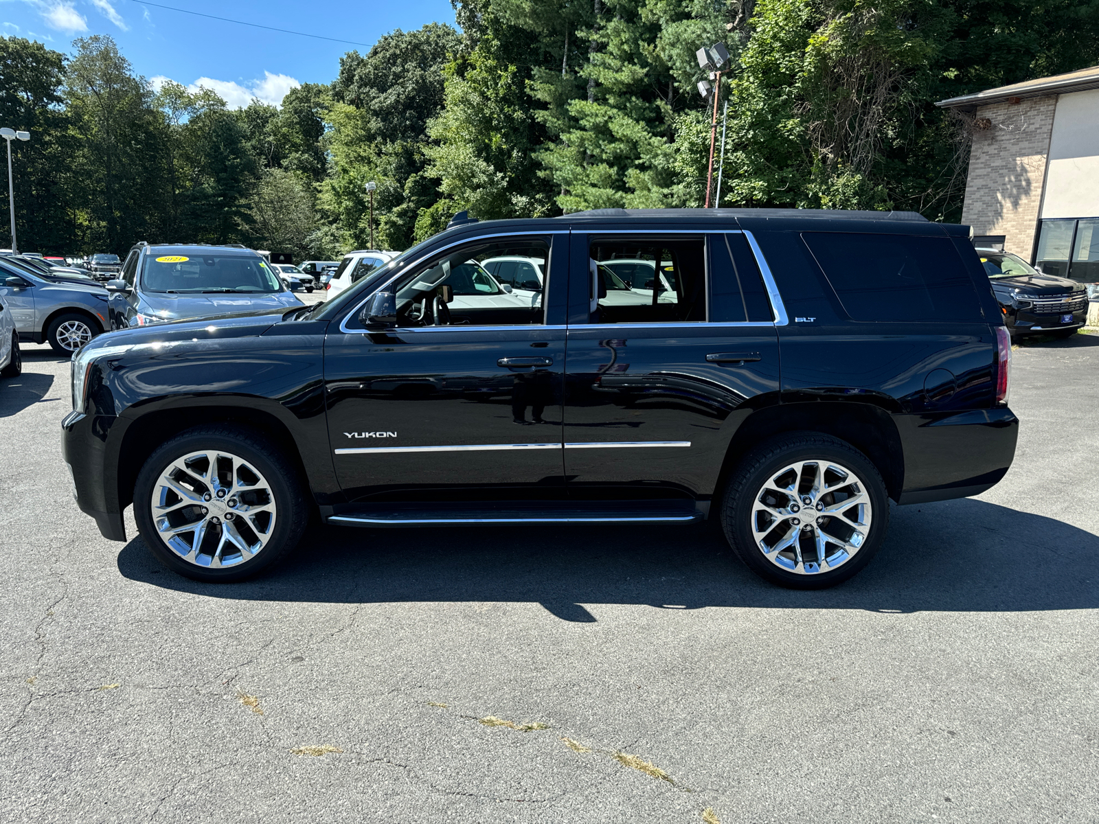 2019 GMC Yukon SLT Standard Edition 3