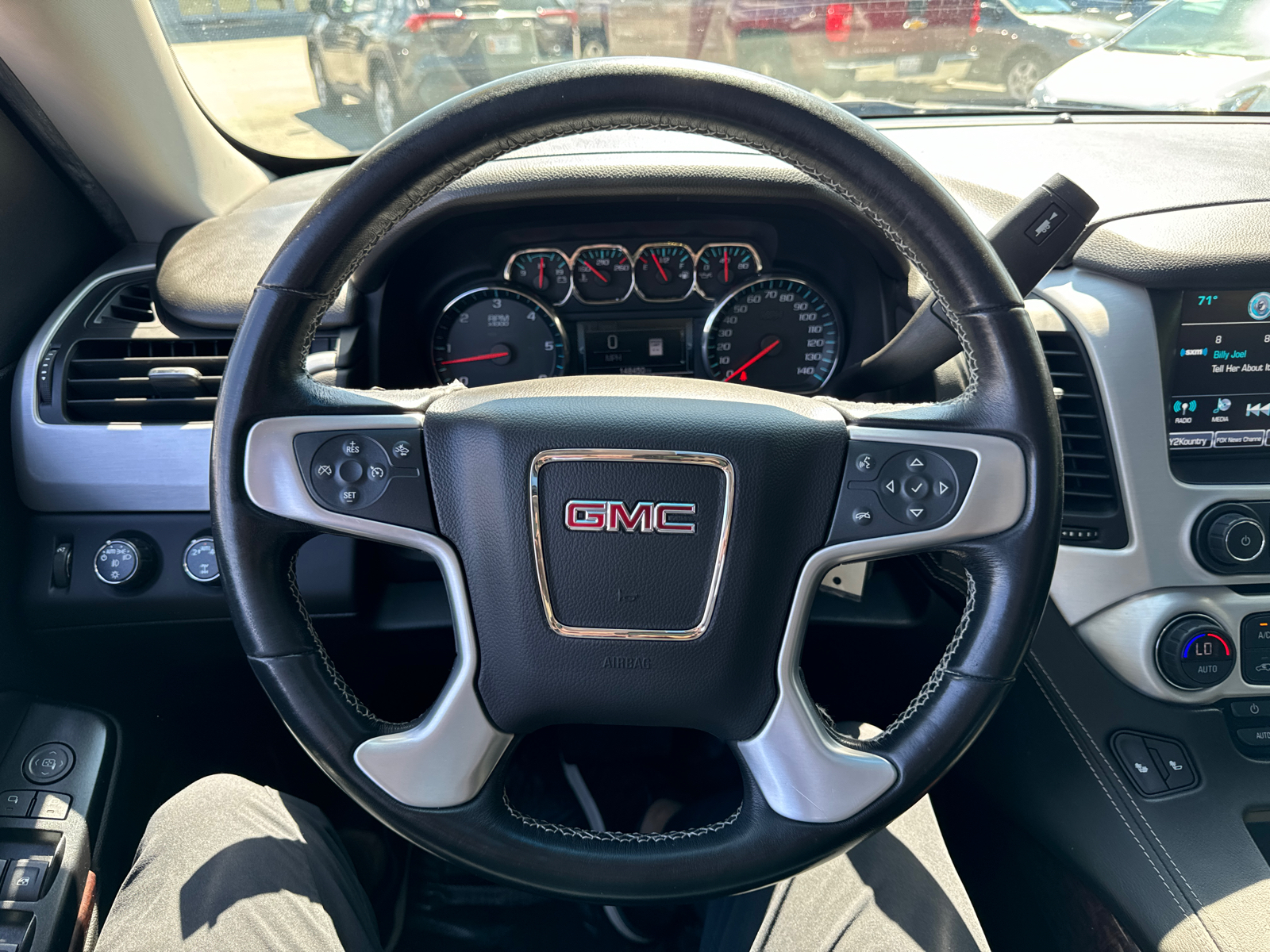 2019 GMC Yukon SLT Standard Edition 16