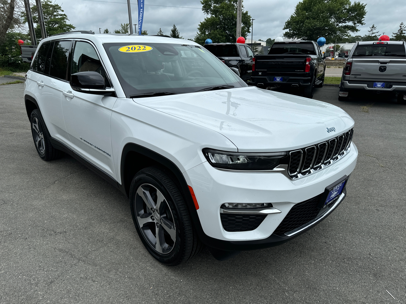 2022 Jeep Grand Cherokee 4xe  8