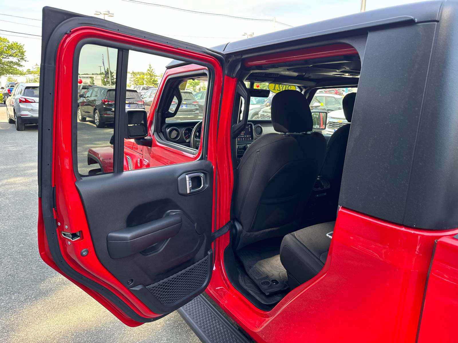 2021 Jeep Gladiator Sport S 4x4 29