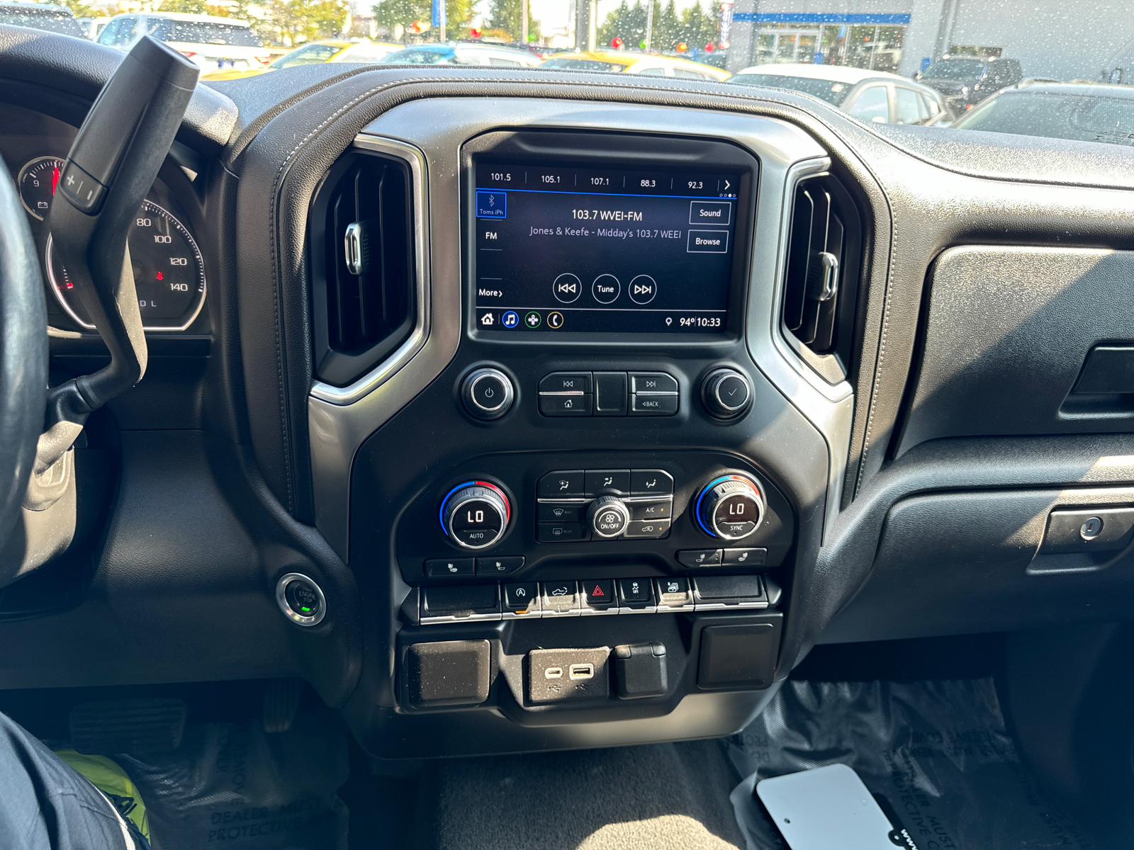 2019 Chevrolet Silverado 1500 LT 4WD Double Cab 147 26