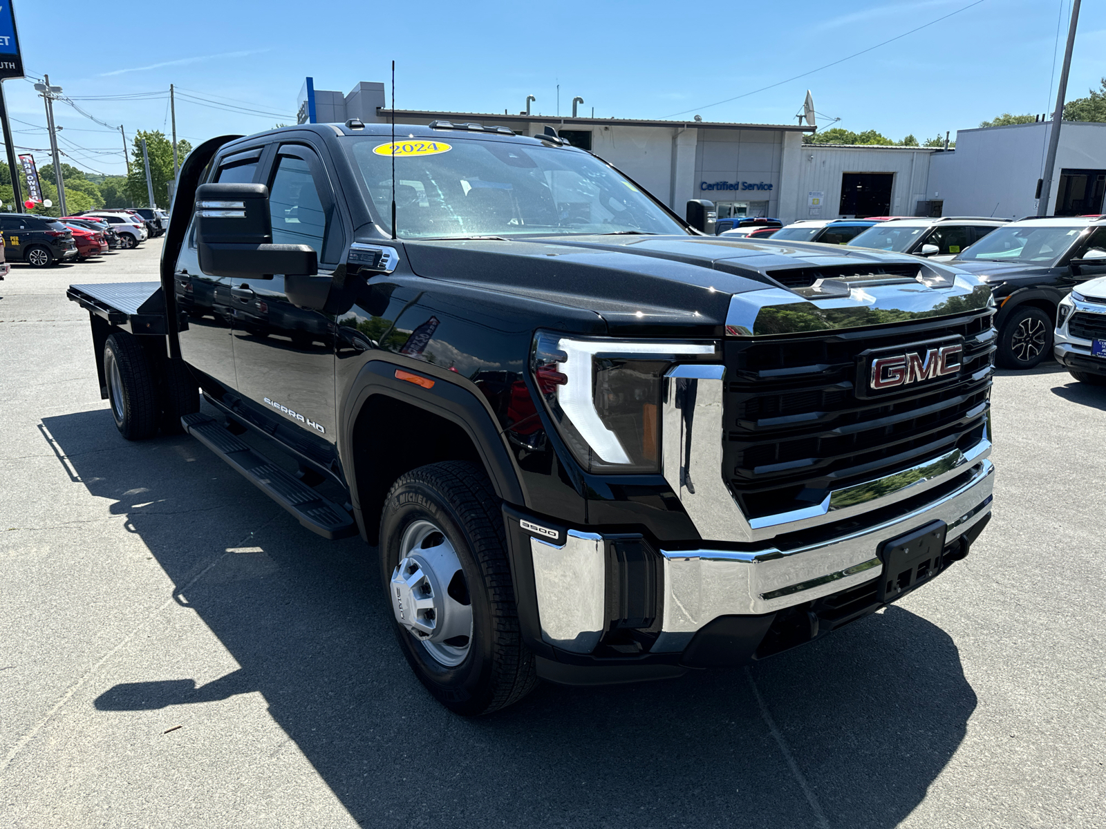 2024 GMC Sierra 3500HD Pro 4WD Crew Cab 159 8