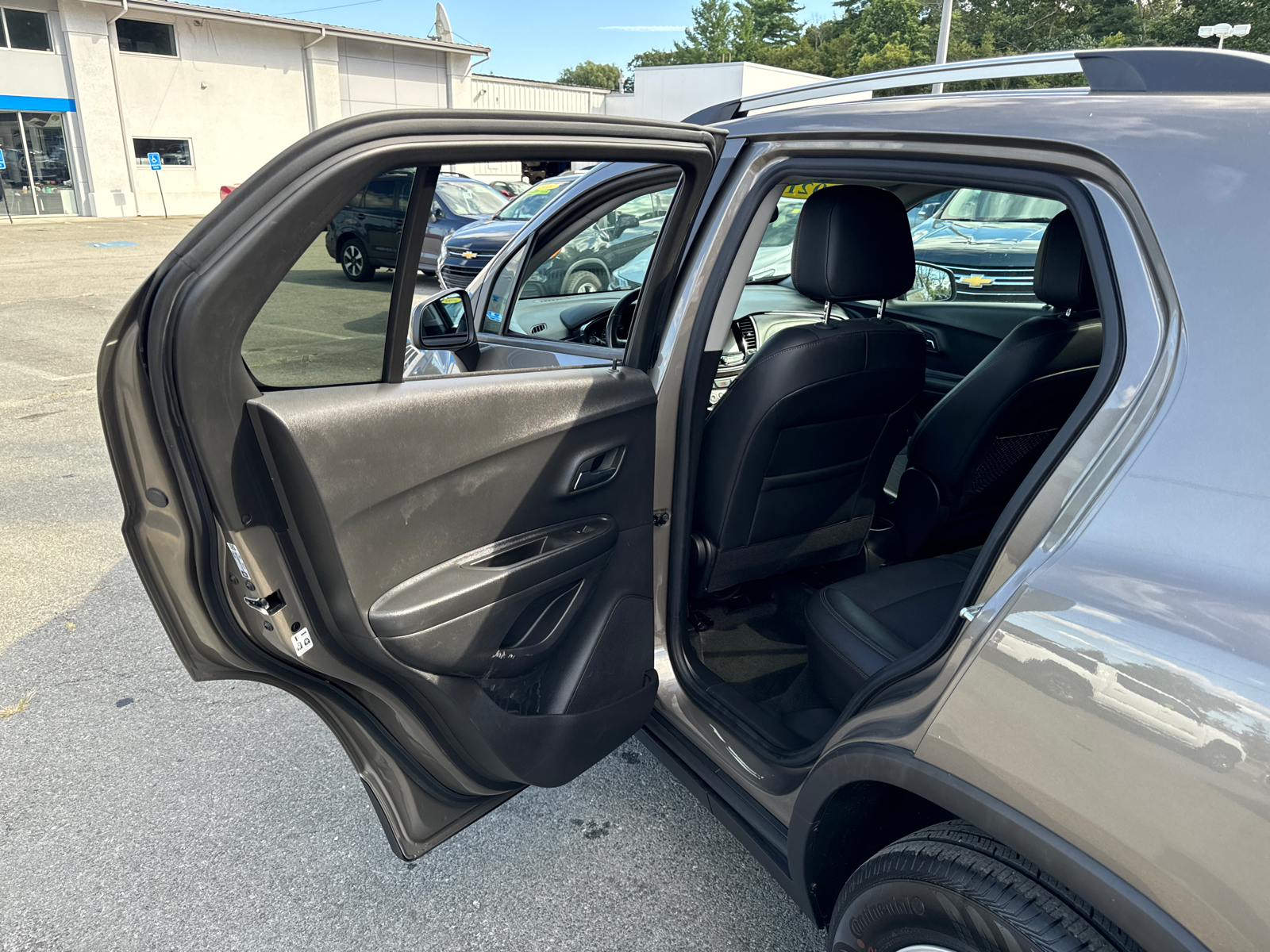 2021 Chevrolet Trax LT 29