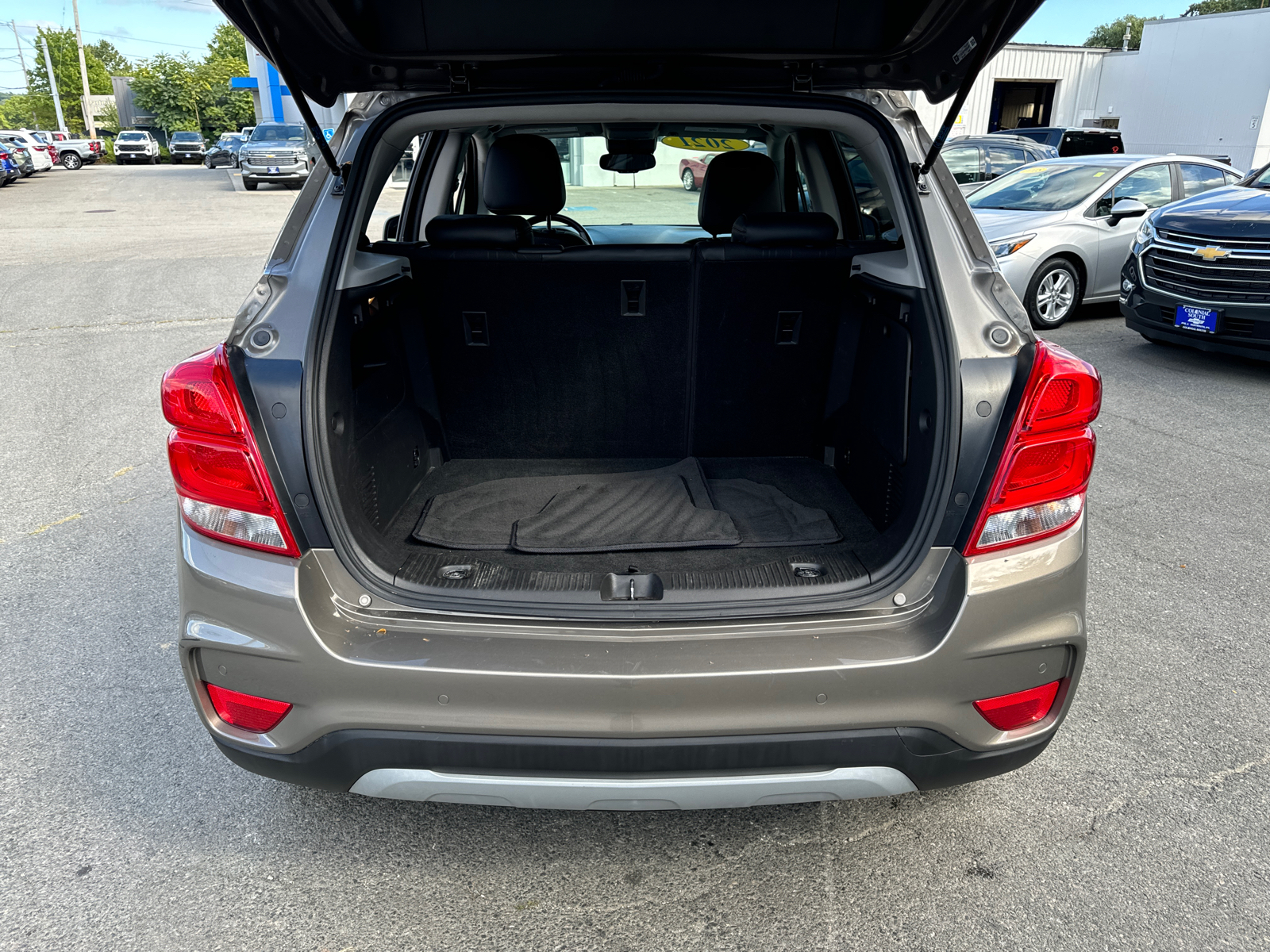 2021 Chevrolet Trax LT 36