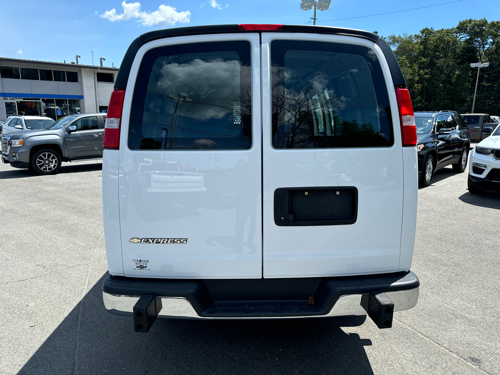 2022 Chevrolet Express 2500 5