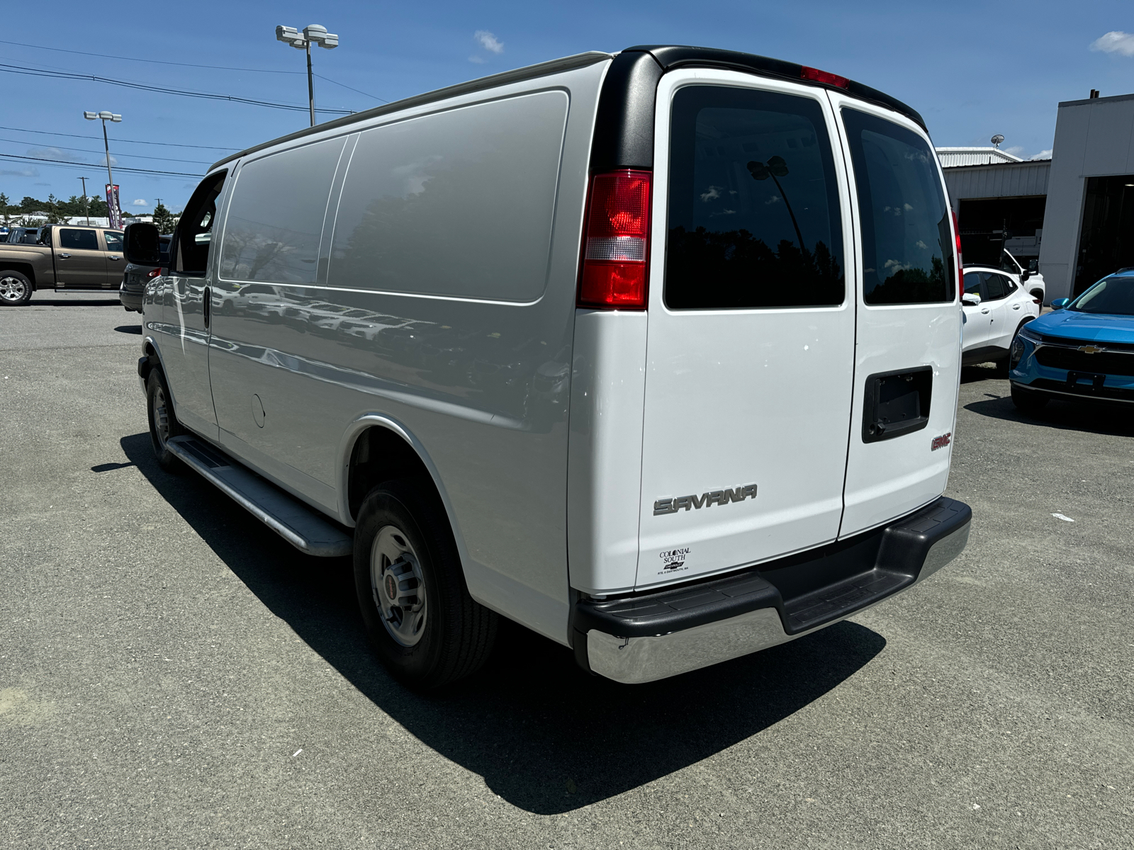 2022 GMC Savana 2500 4