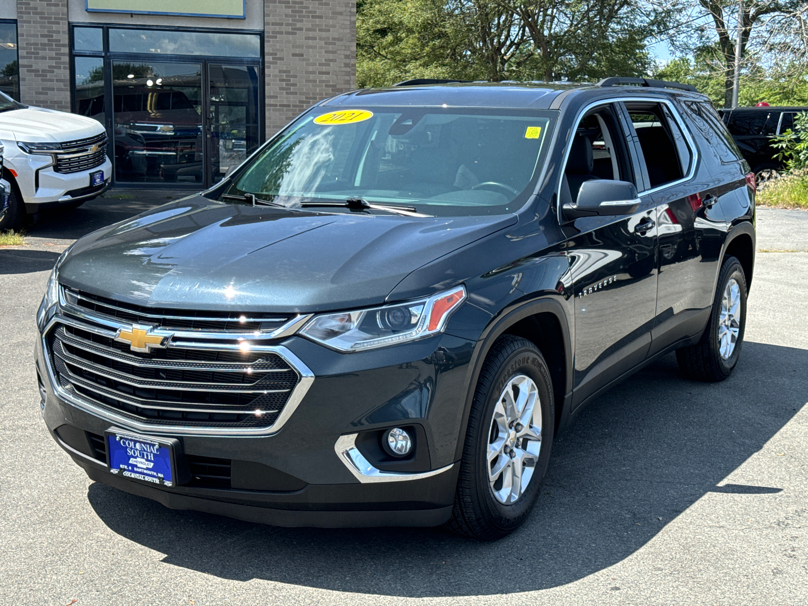 2021 Chevrolet Traverse LT Leather 1