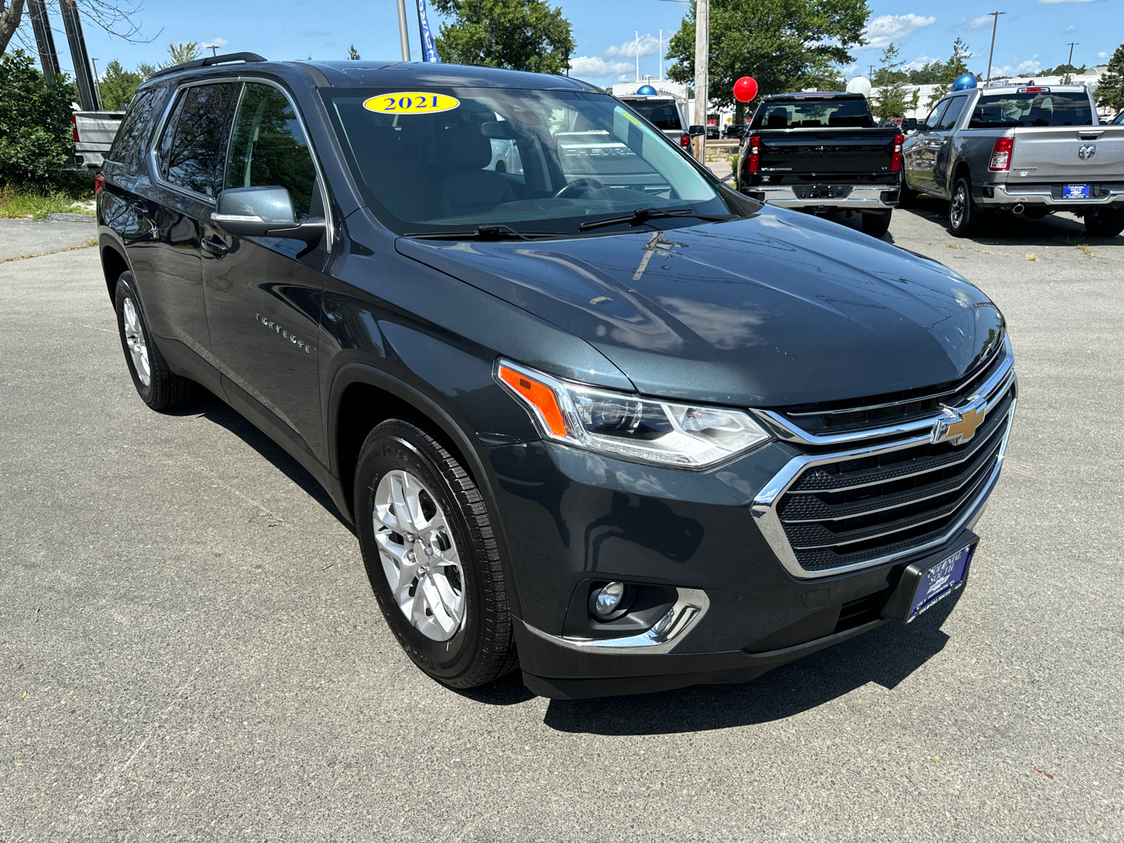 2021 Chevrolet Traverse LT Leather 8