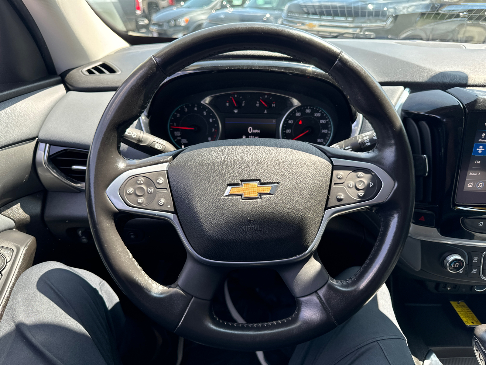 2021 Chevrolet Traverse LT Leather 16