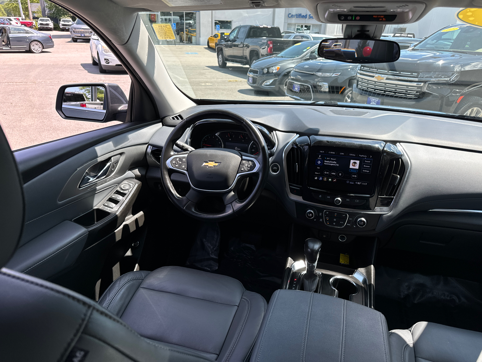 2021 Chevrolet Traverse LT Leather 34