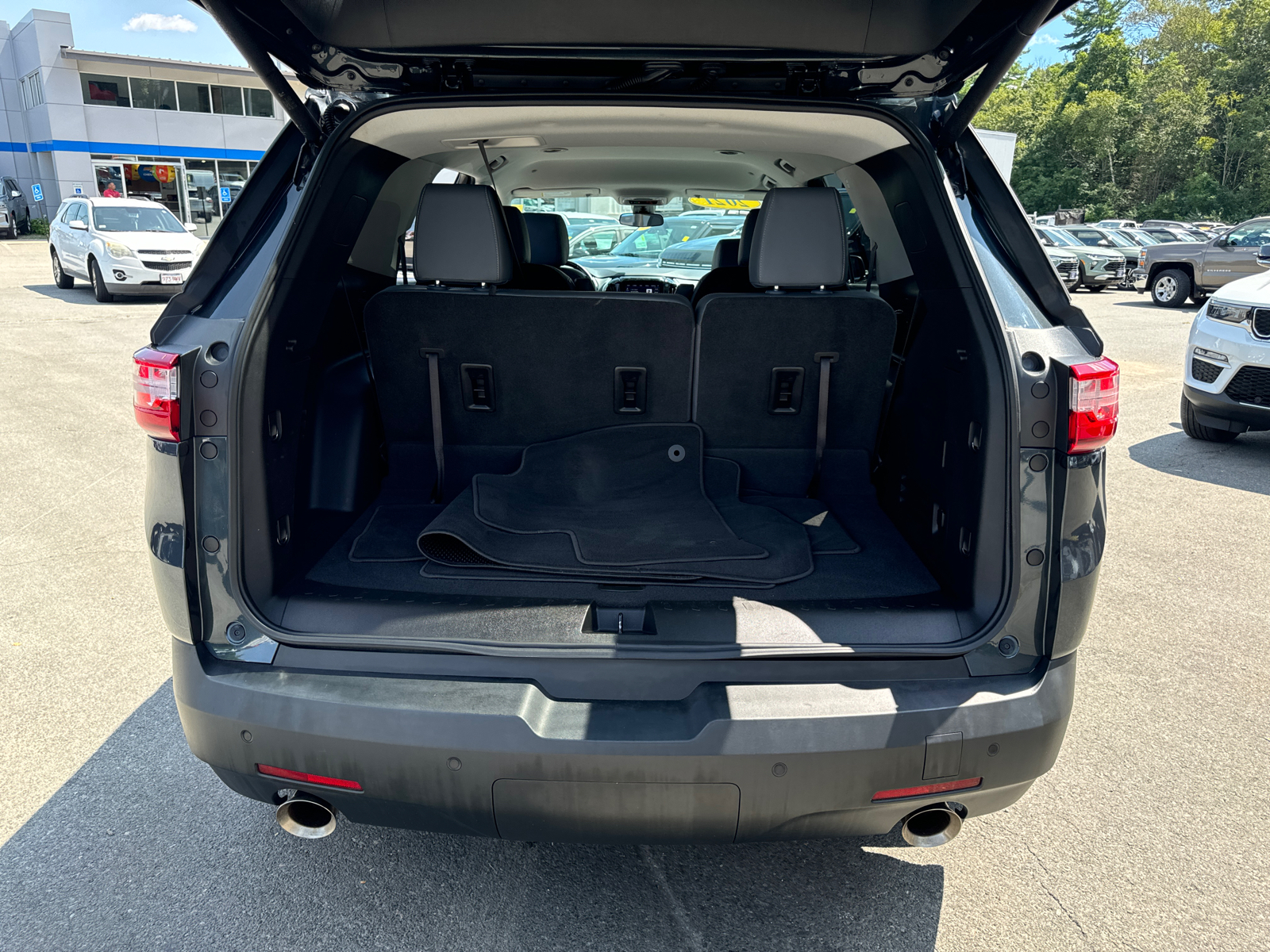 2021 Chevrolet Traverse LT Leather 37