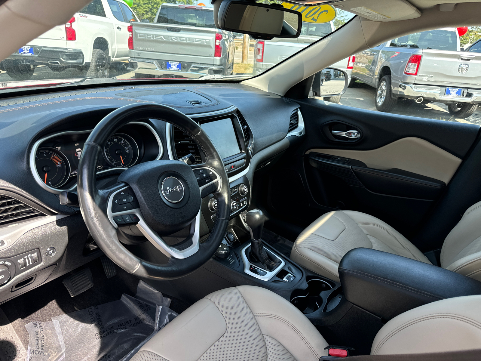 2016 Jeep Cherokee Limited 12