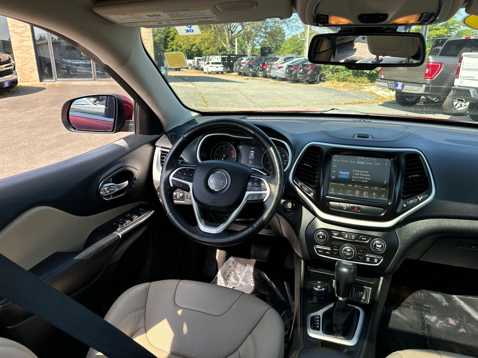 2016 Jeep Cherokee Limited 35