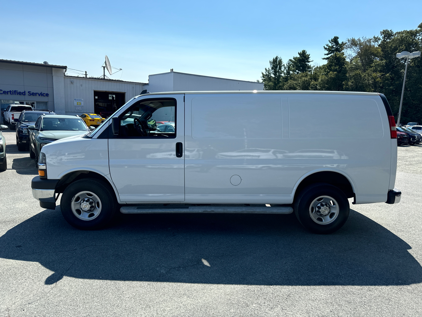 2021 Chevrolet Express  3