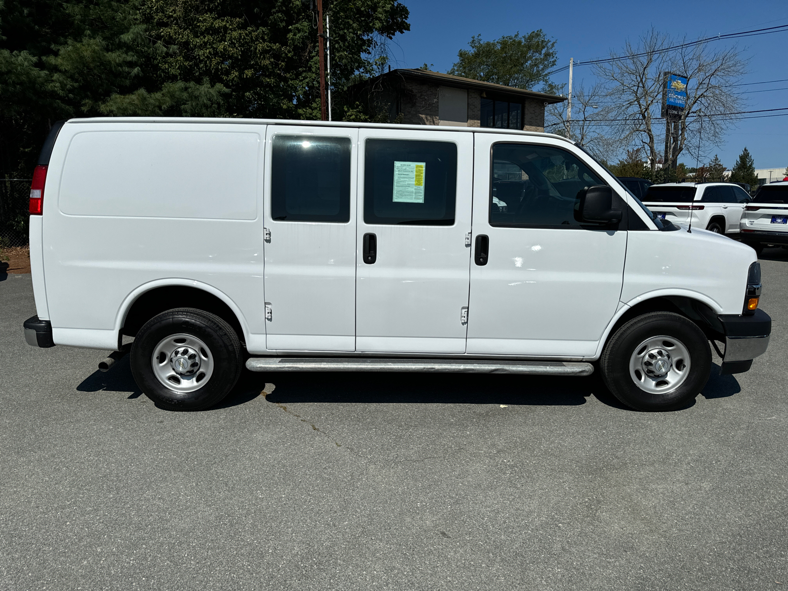 2021 Chevrolet Express  7