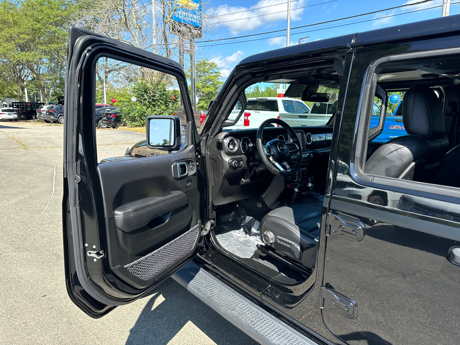 2023 Jeep Wrangler Rubicon 392 11