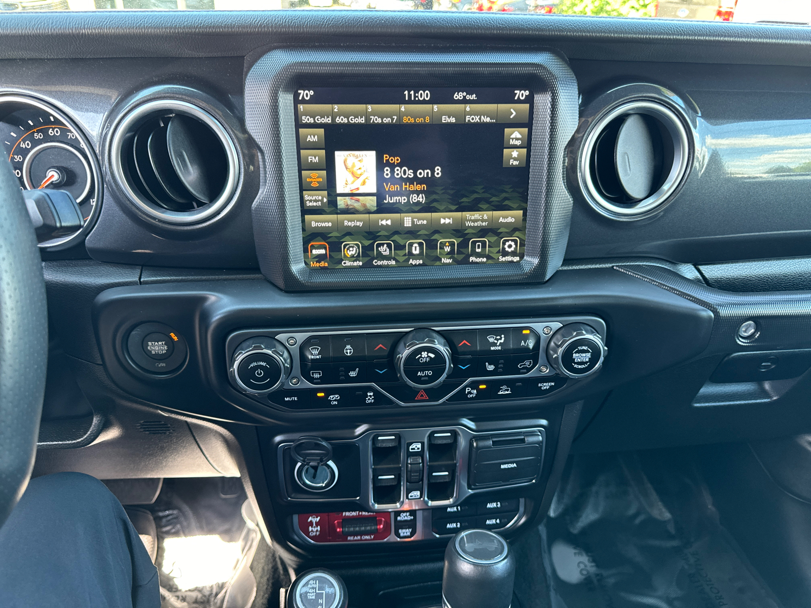 2023 Jeep Wrangler Rubicon 392 25