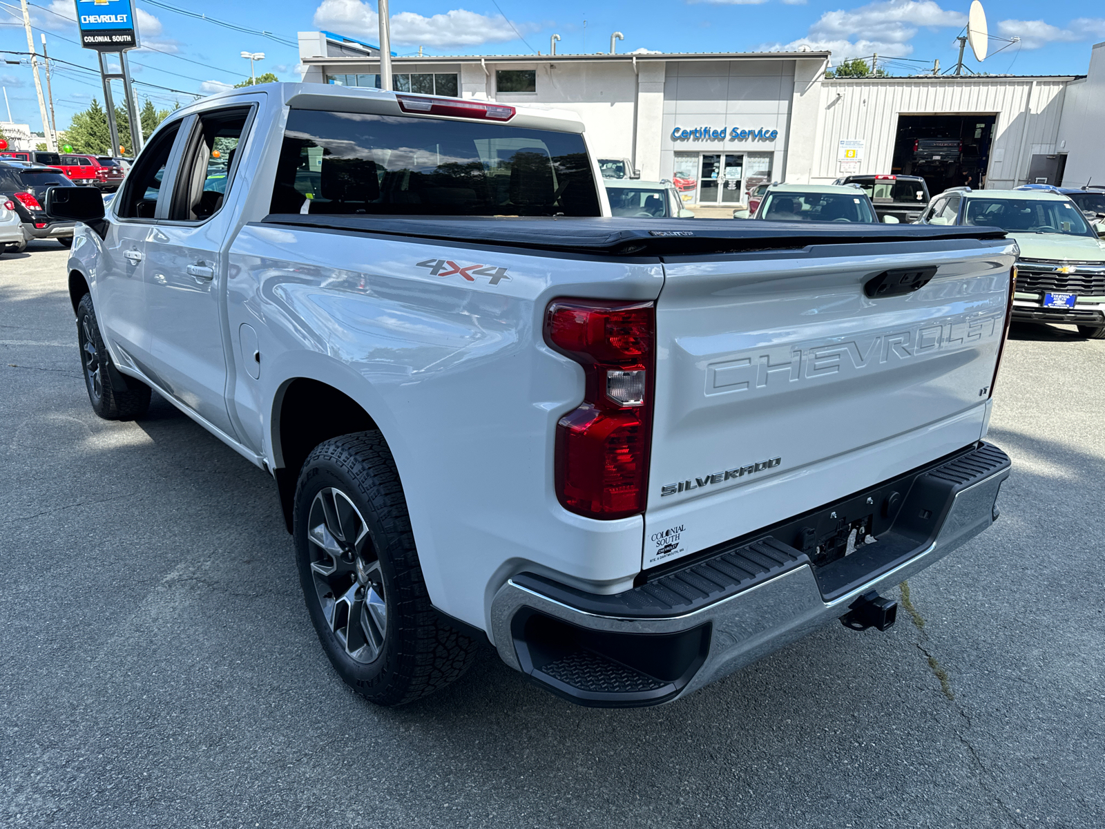 2022 Chevrolet Silverado 1500 LT 4WD Crew Cab 147 4