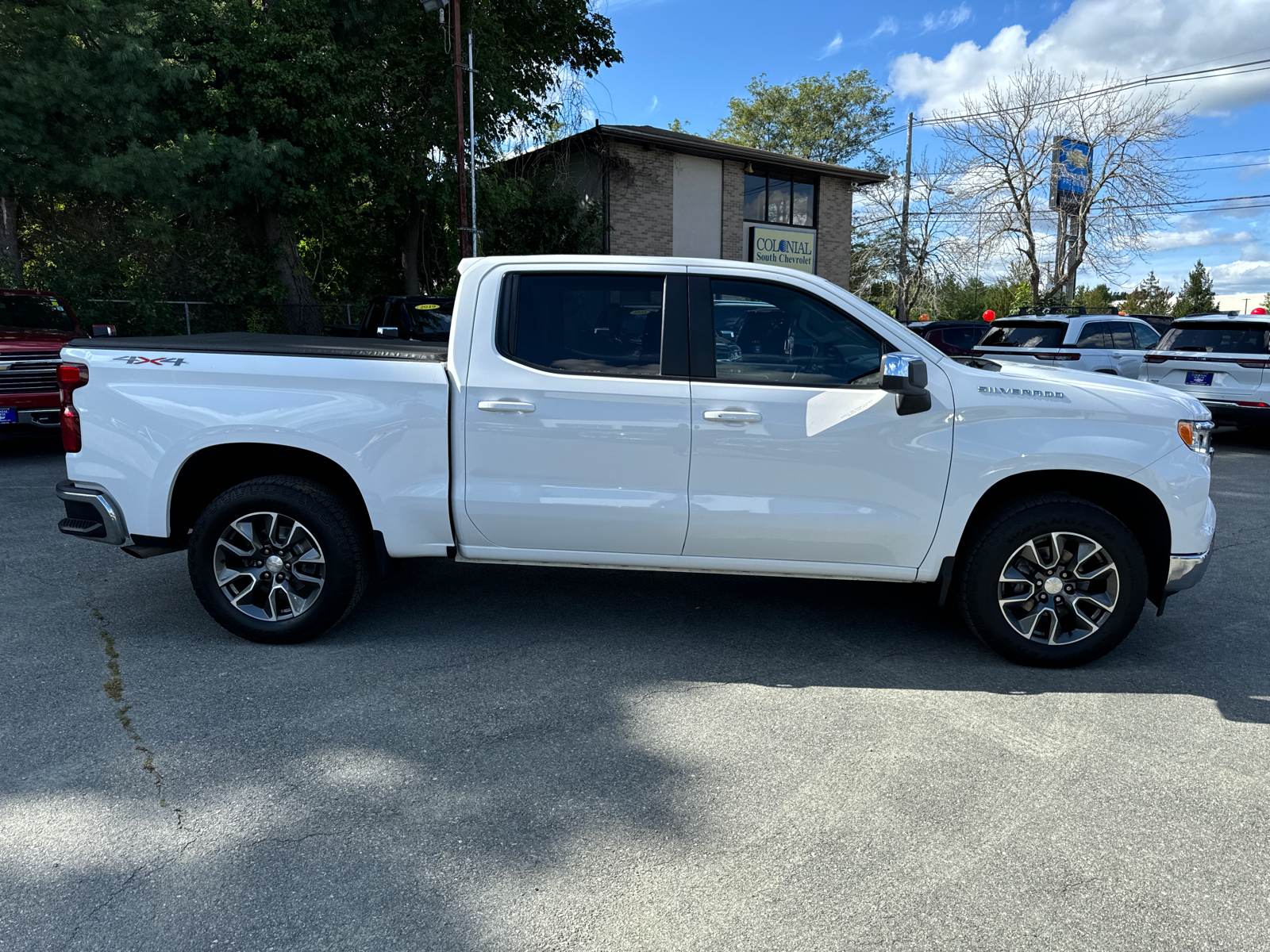 2022 Chevrolet Silverado 1500 LT 4WD Crew Cab 147 7