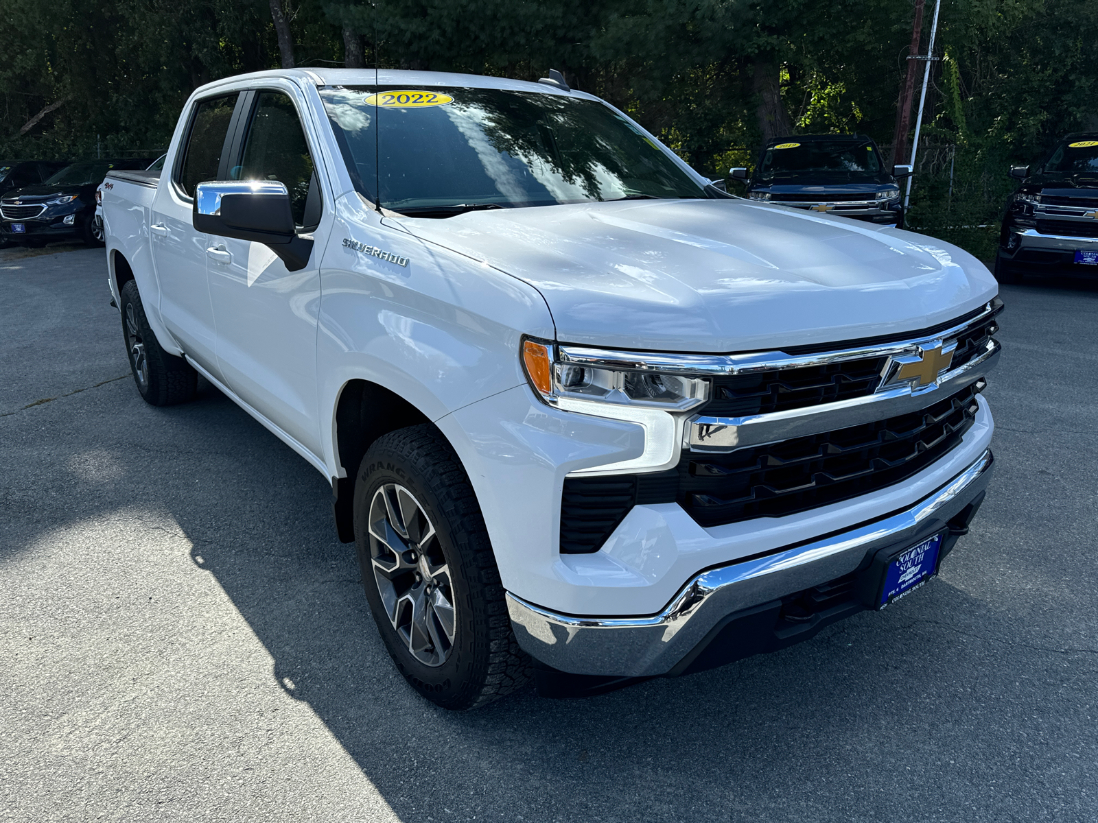 2022 Chevrolet Silverado 1500 LT 4WD Crew Cab 147 8