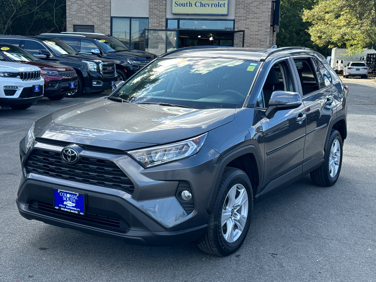 2021 Toyota RAV4 XLE 1