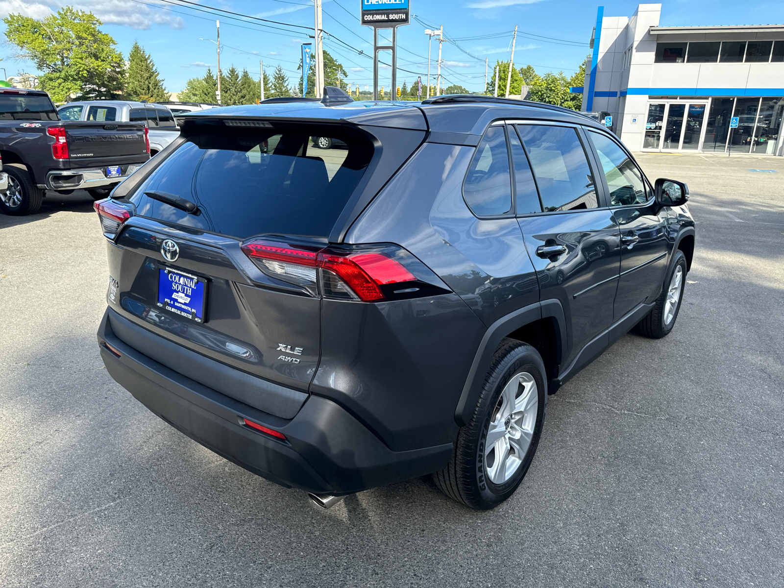 2021 Toyota RAV4 XLE 6