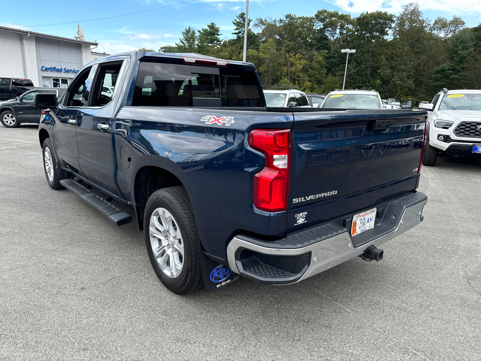 2022 Chevrolet Silverado 1500 LTZ 4WD Crew Cab 147 4