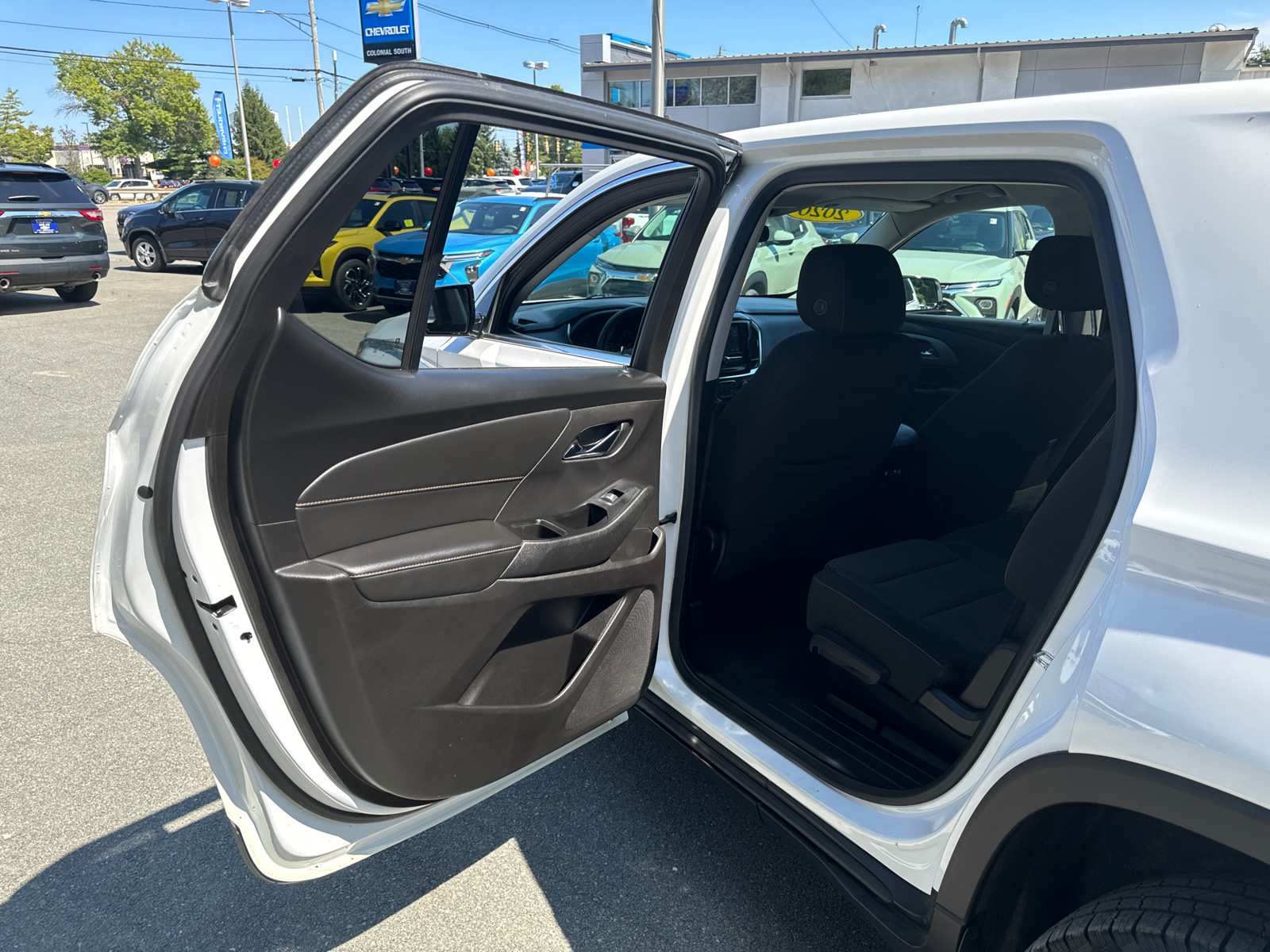 2020 Chevrolet Traverse LS 30