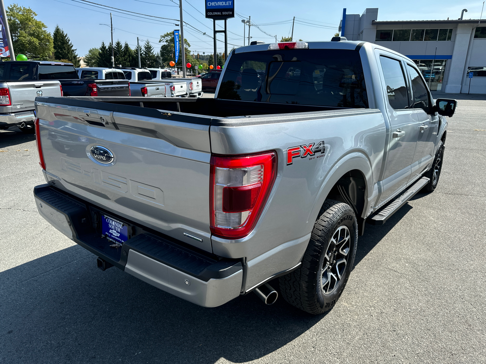 2022 Ford F-150 LARIAT 4WD SuperCrew 5.5 Box 6