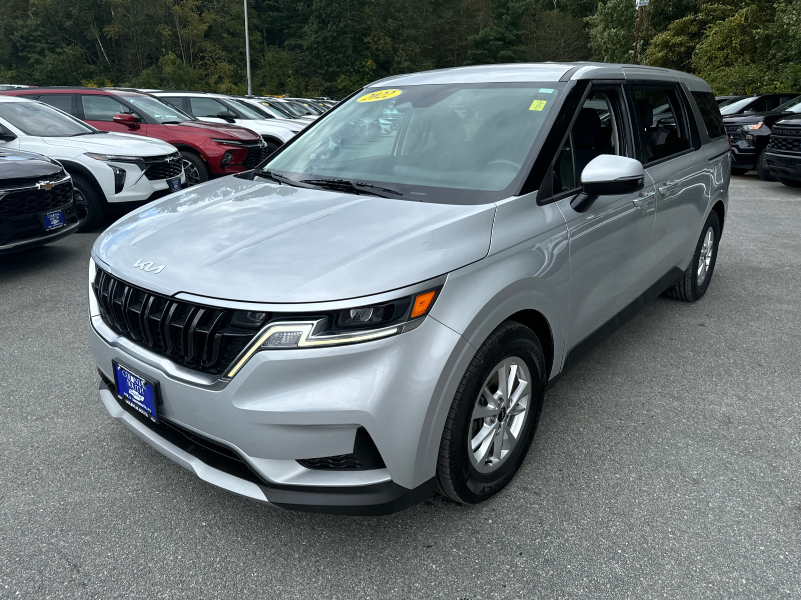 2022 Kia Carnival LX 2