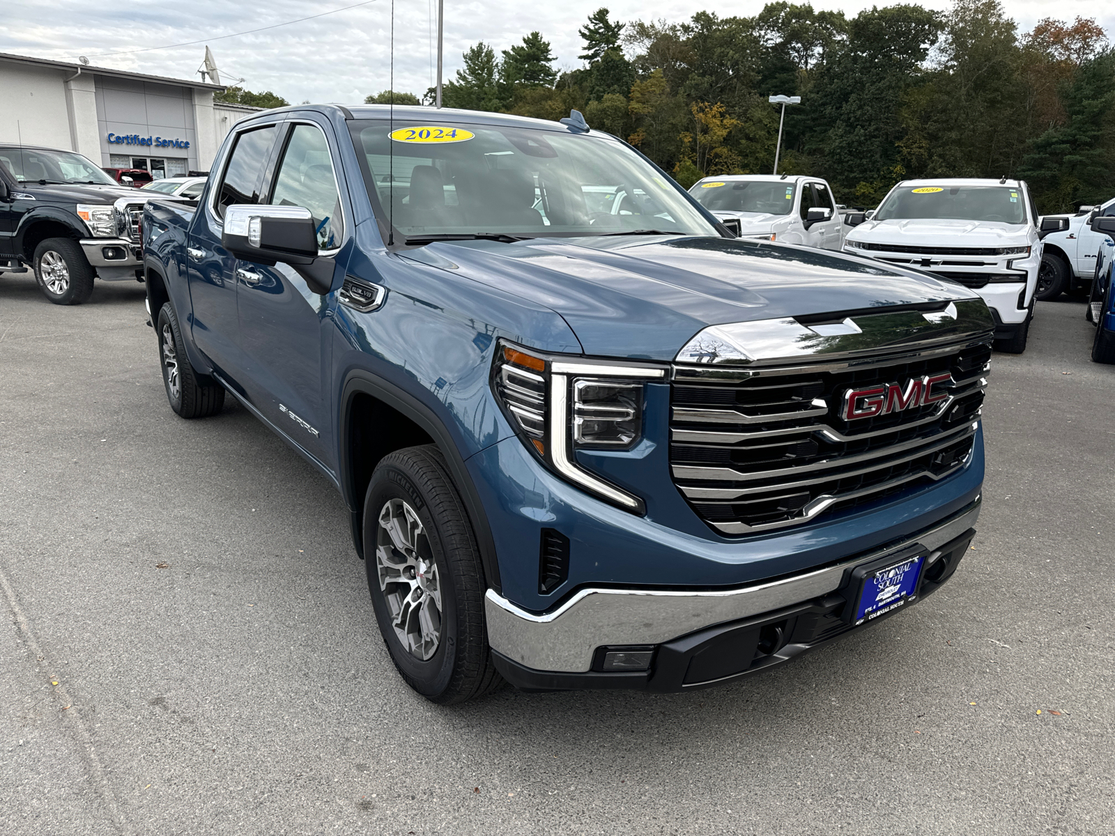 2024 GMC Sierra 1500 SLT 4WD Crew Cab 147 8