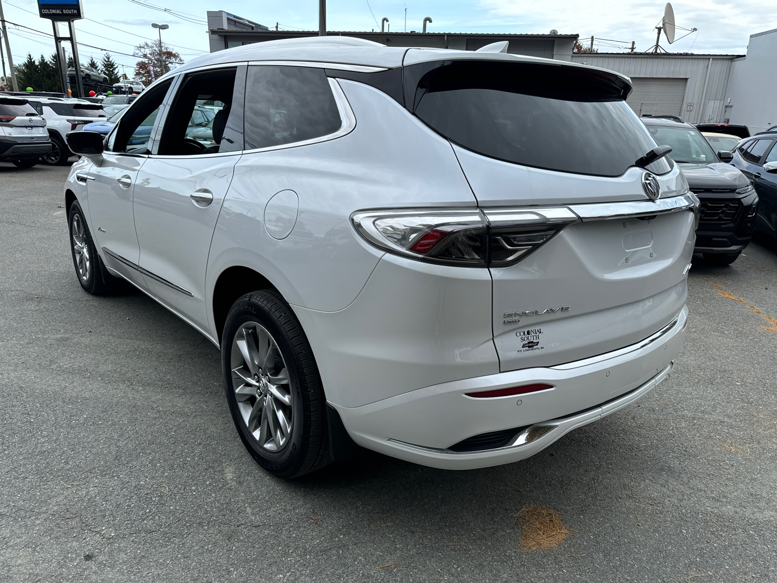 2023 Buick Enclave Avenir 4