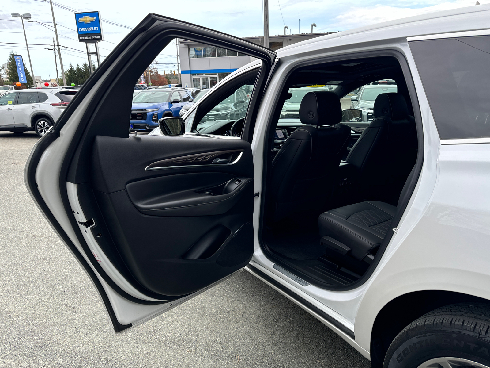 2023 Buick Enclave Avenir 31