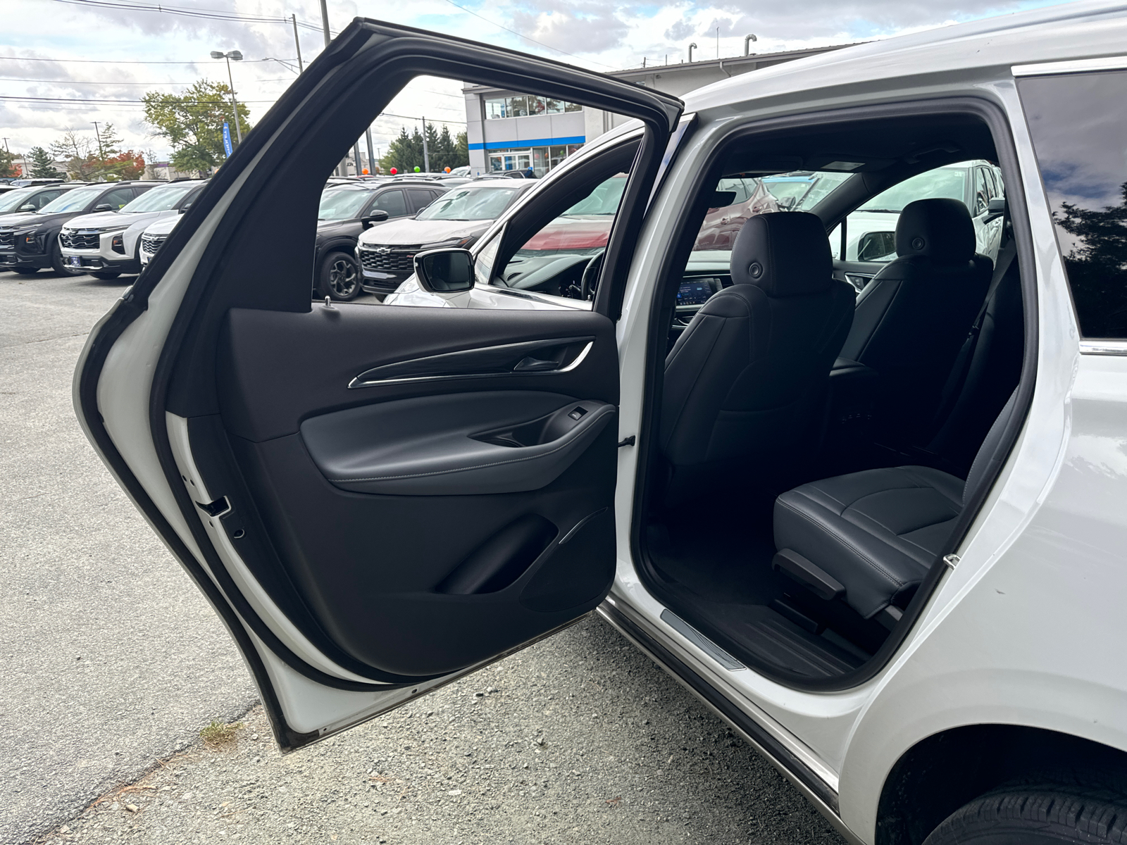 2022 Buick Enclave Premium 30