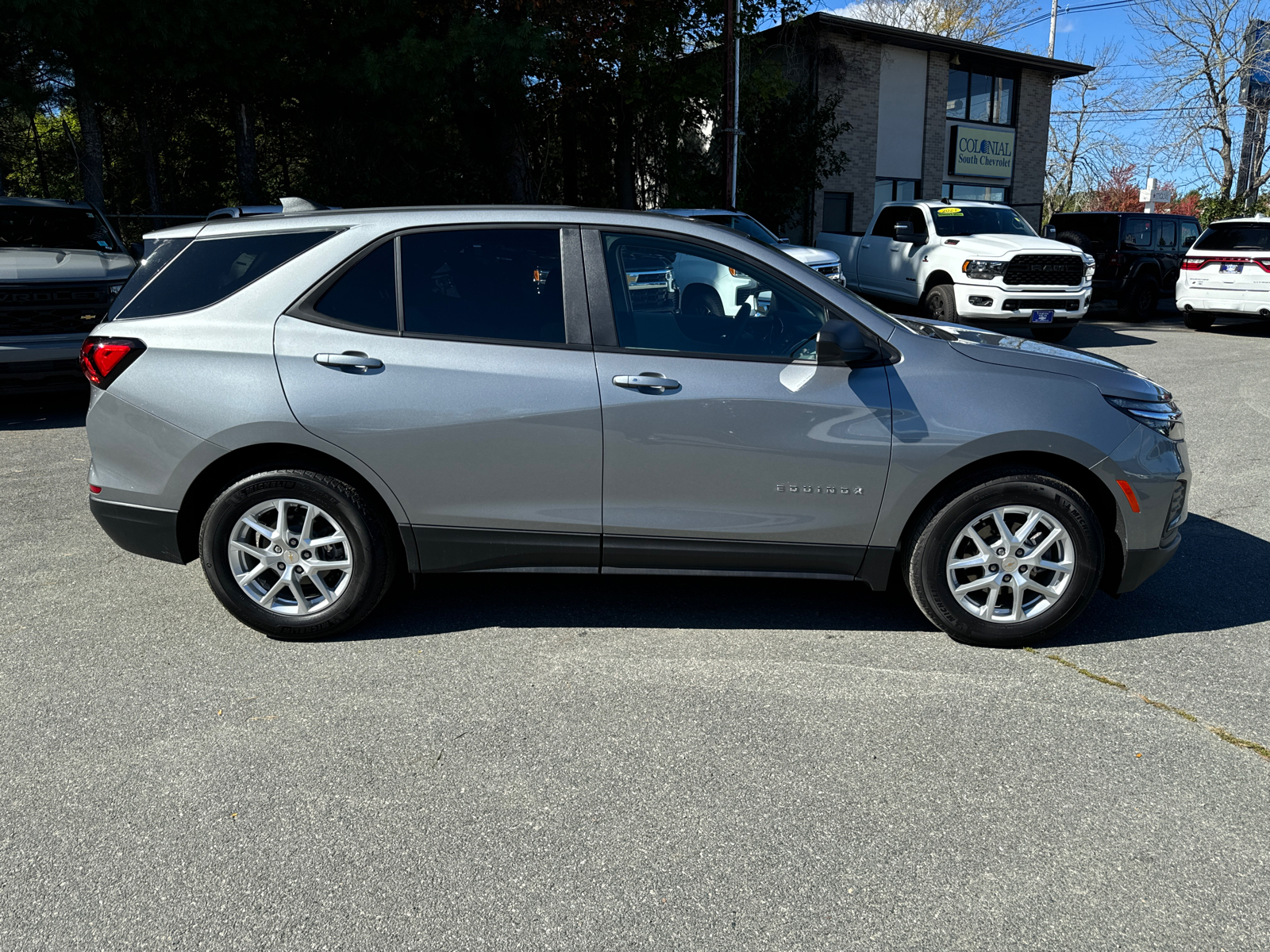 2024 Chevrolet Equinox LS 7