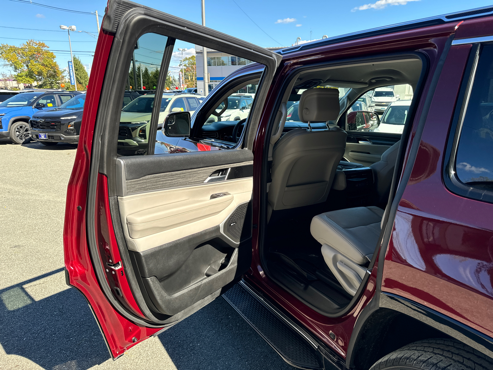 2022 Jeep Wagoneer Series III 31