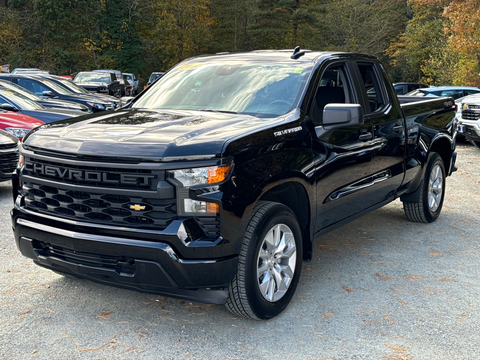 2022 Chevrolet Silverado 1500 Custom 4WD Double Cab 147 1