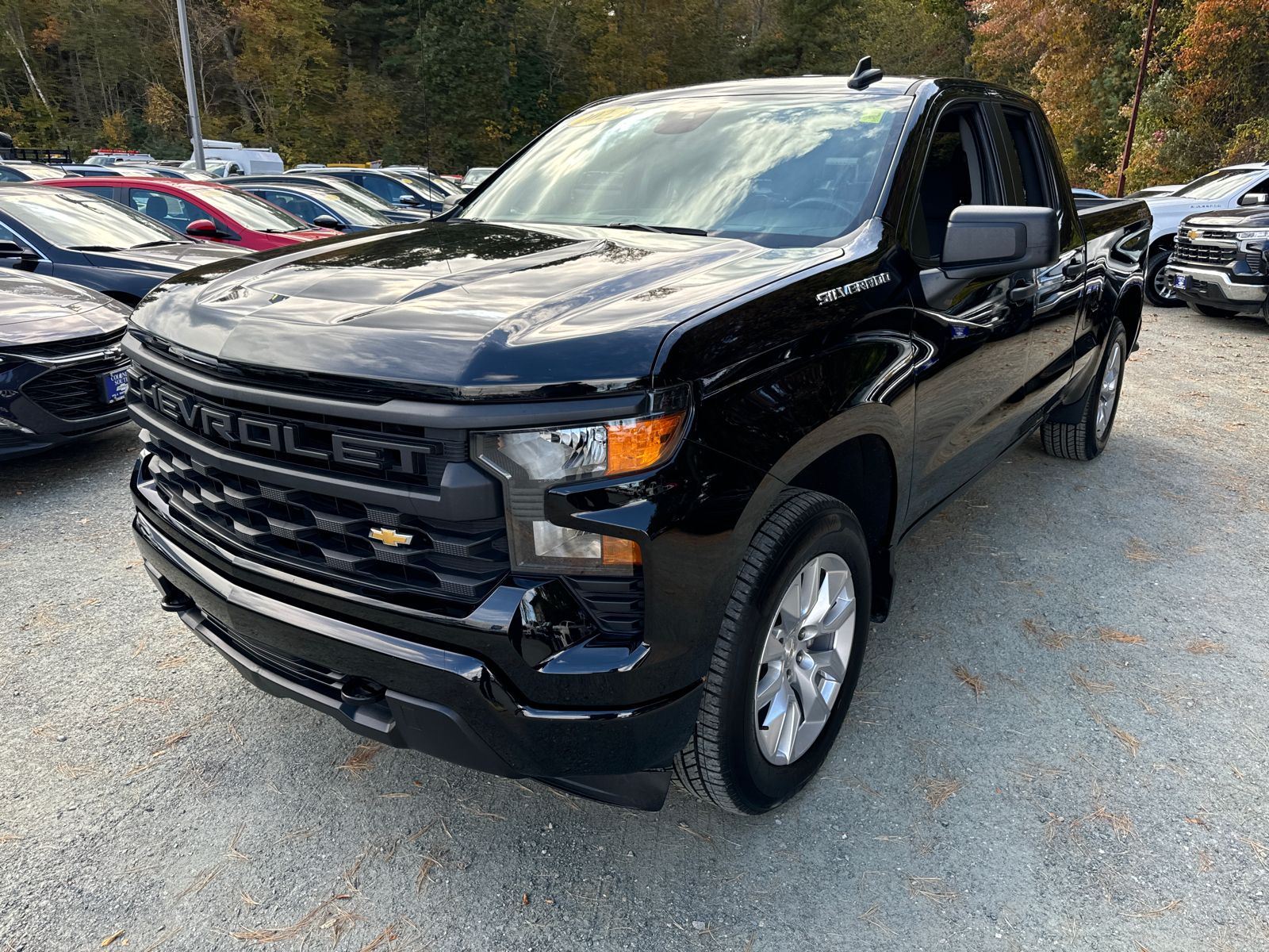 2022 Chevrolet Silverado 1500 Custom 4WD Double Cab 147 2